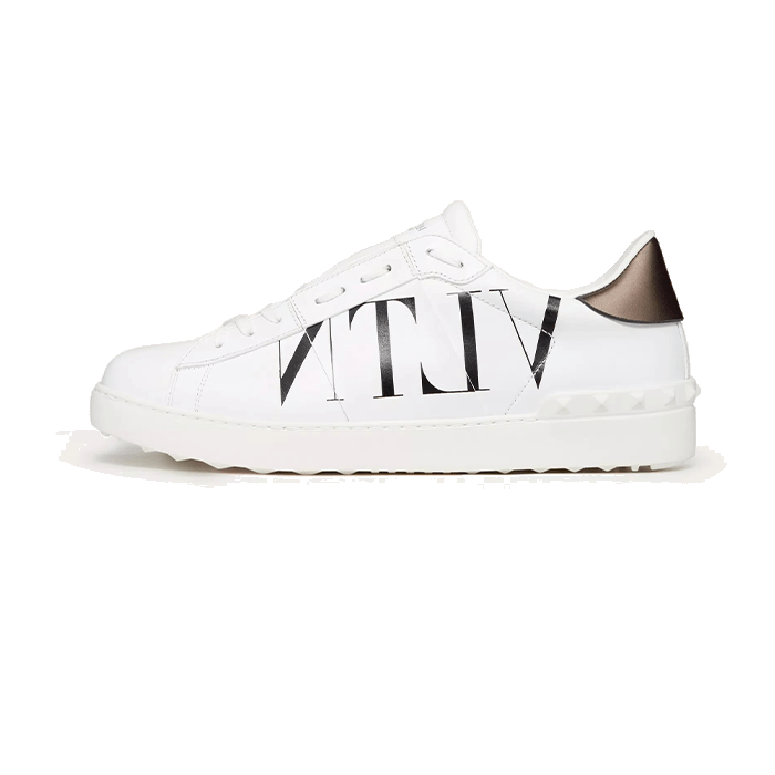 One stud leather sneakers