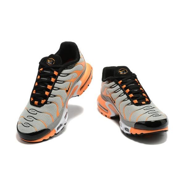 AIR MAX PLUS TN ‘GREY SAFETY ORANGE’