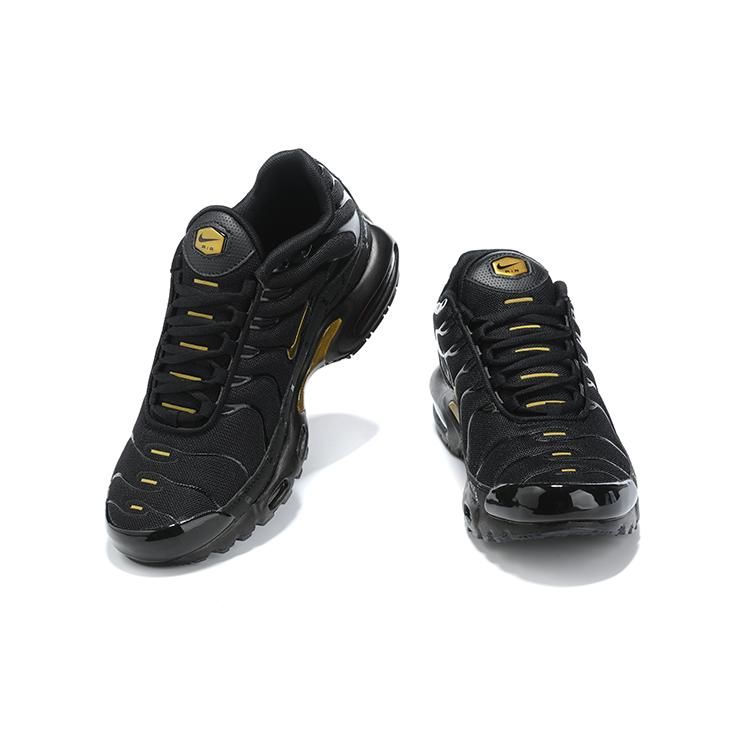 AIR MAX PLUS TN ‘BLACK GOLD’