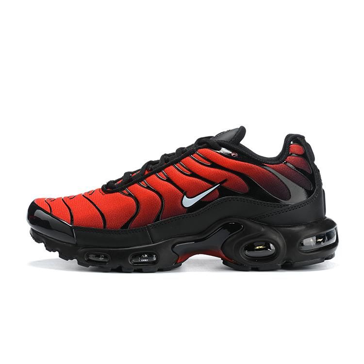 AIR MAX PLUS TN ‘DEADPOOL’