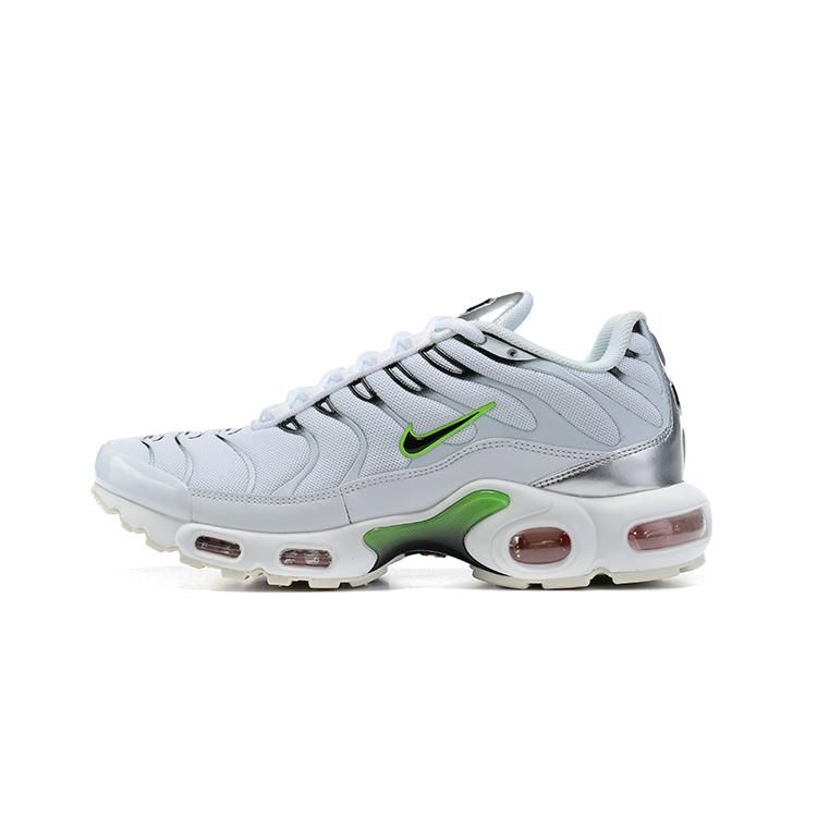 AIR MAX PLUS TN ‘NEON METALLIC SILVER’