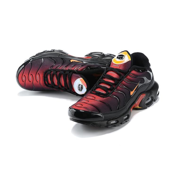 AIR MAX PLUS TN ‘BLACK GRADIENT RED’